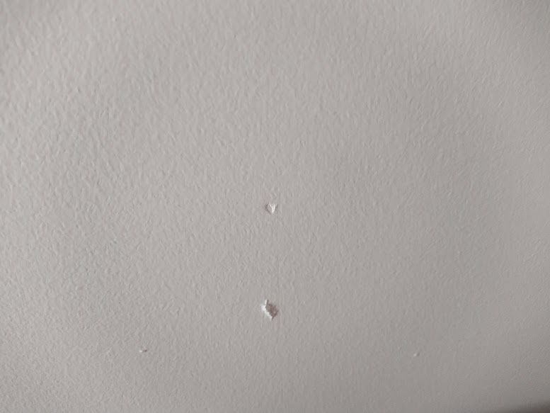 Maalia likaiseen seinään